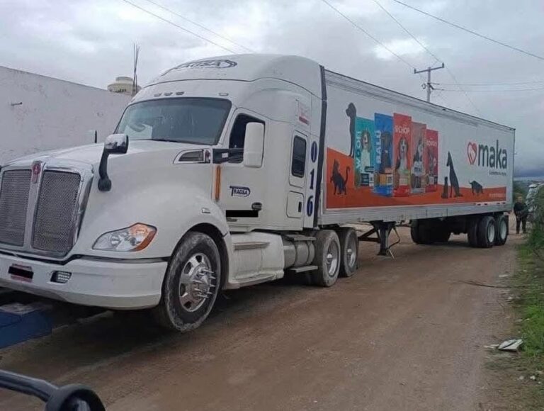 Rescatan a trailero secuestrado y desarticulan célula delictiva en Ezequiel Montes.