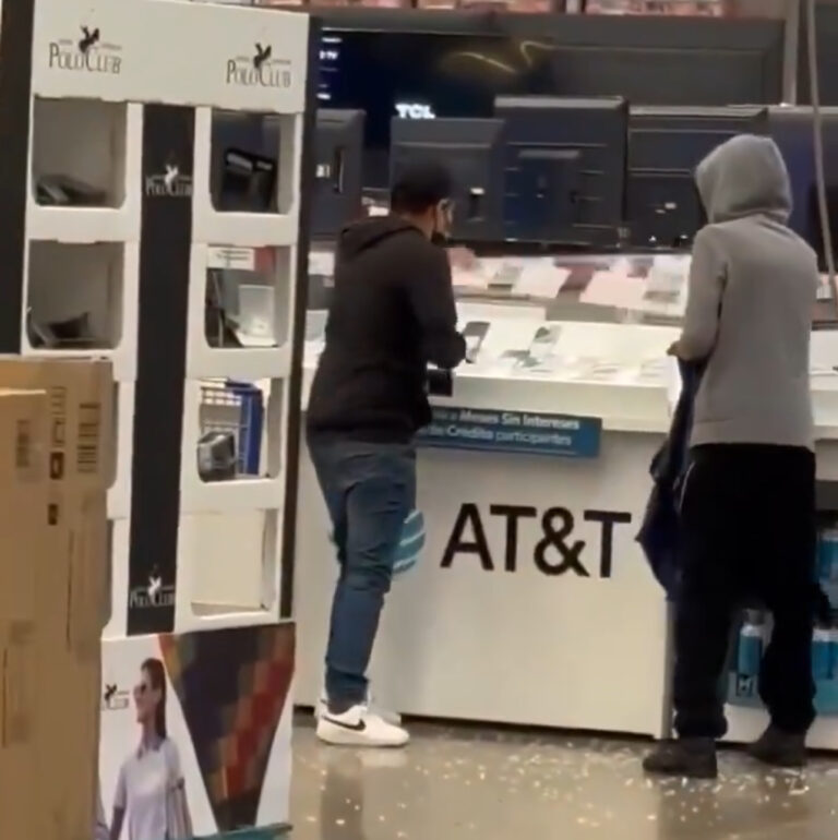 Asaltan tienda Sam’s en Chilpancingo en medio de la emergencia por el huracán ‘Erick’