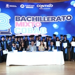 Se gradúan 65 del Bachillerato Mixto COBAQ