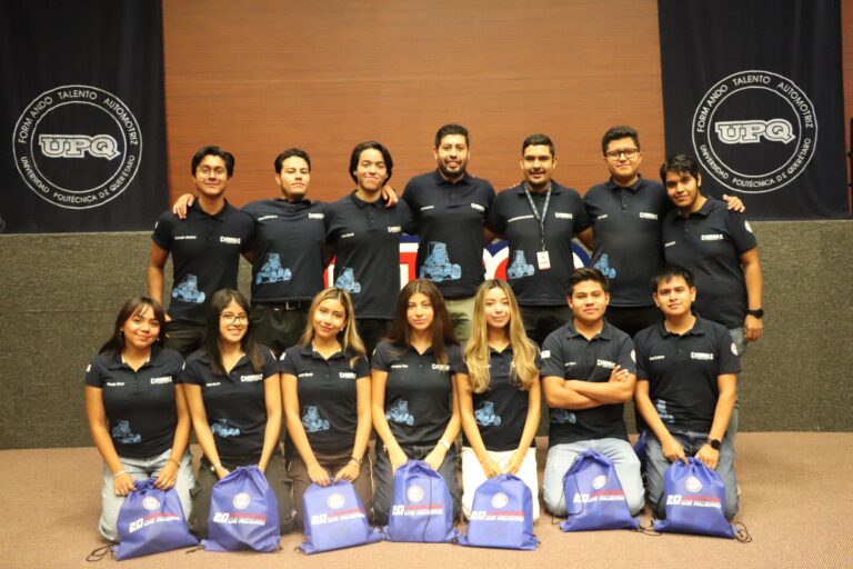 Abanderan a la Delegación de la UPQ que Competirá en la BAJA SAE Ohio 2026